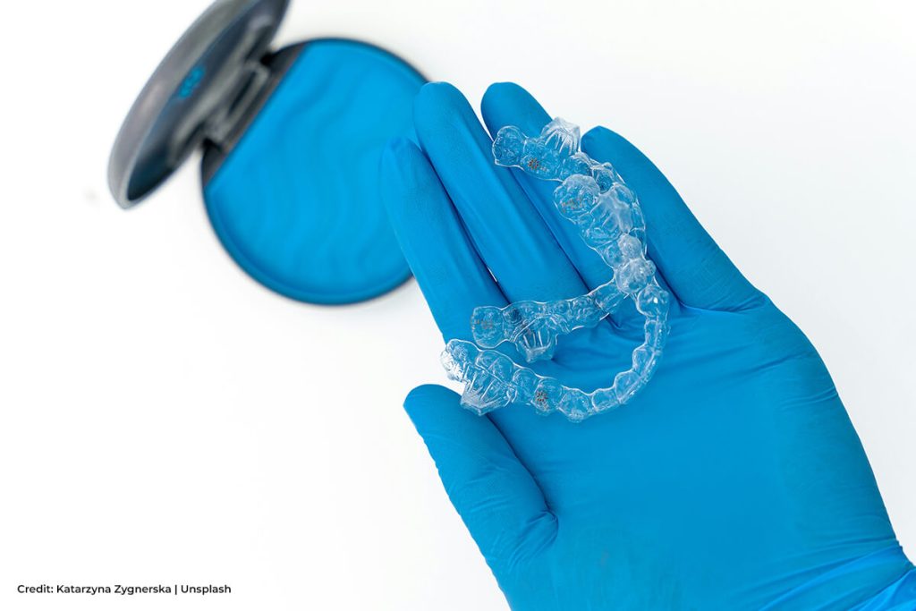 Your-Step-by-Step-Guide-to-a-Straighter-Smile-with-Invisalign