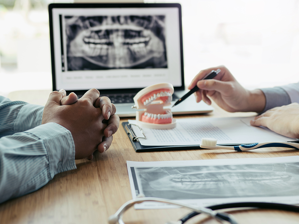 Complete-Oral-Examination-vs.-Routine-Checkup-Understanding-the-Differences